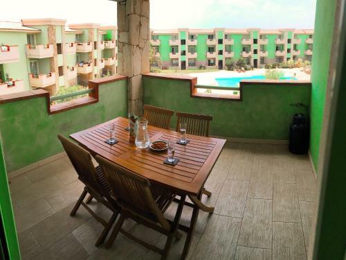 Djadsal Moradias Apartment