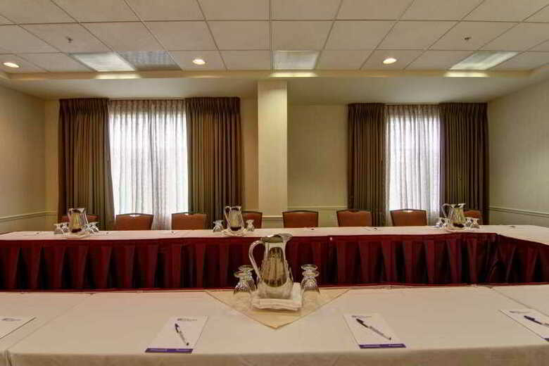 Hotel Hilton Garden Inn Calgary Airport