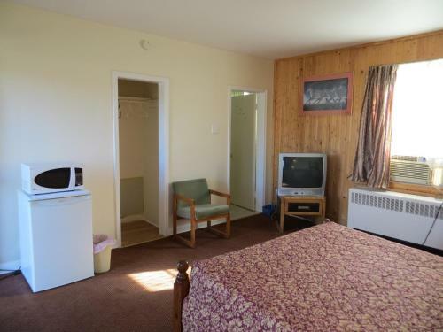 Motel Peterboro Express Inn