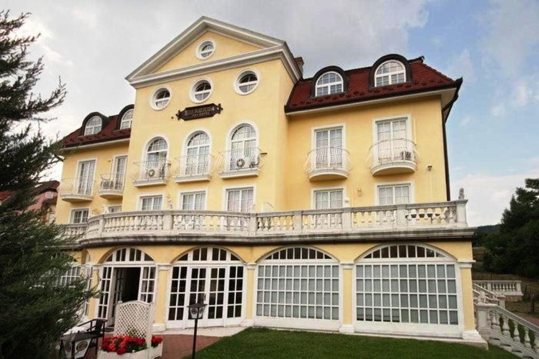 Villa Korda Hotel