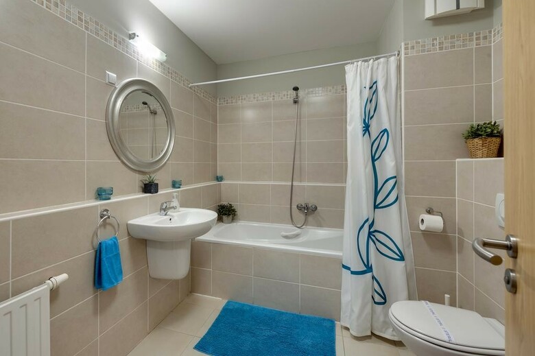 Central Passage Apartments