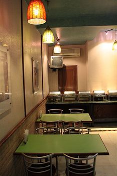 Hotel Pooja Palace