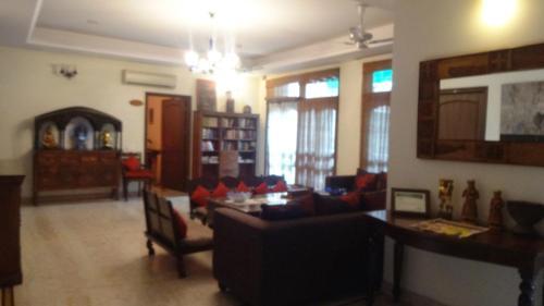 Hotel Shanti Home