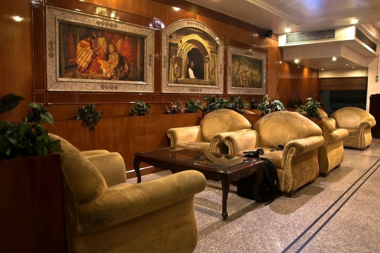 Hotel Swati Deluxe