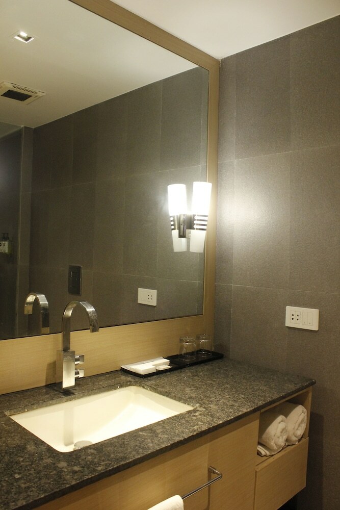 Hotel Swati Deluxe