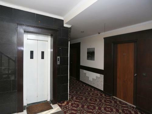 Hotel Clark Heights