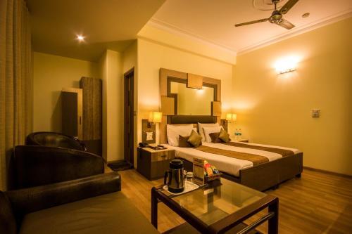 Hotel Suncourt Yatri