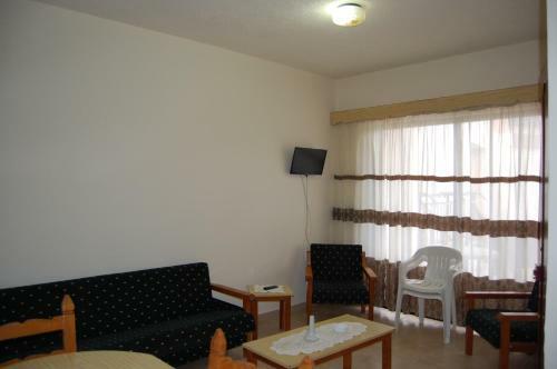 Nicos & Olympia Apartments
