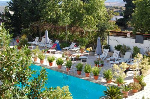 Nicos & Olympia Apartments