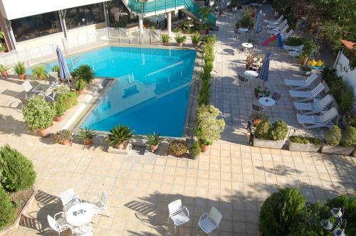 Nicos & Olympia Apartments