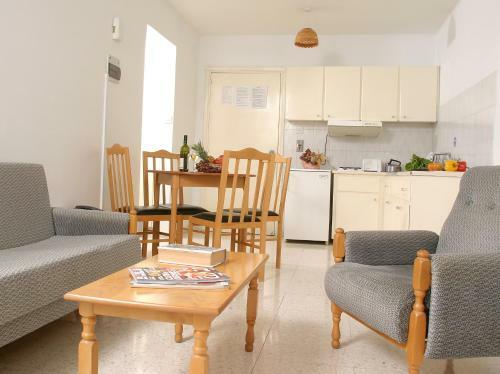 Alkionest Hotel Apartments