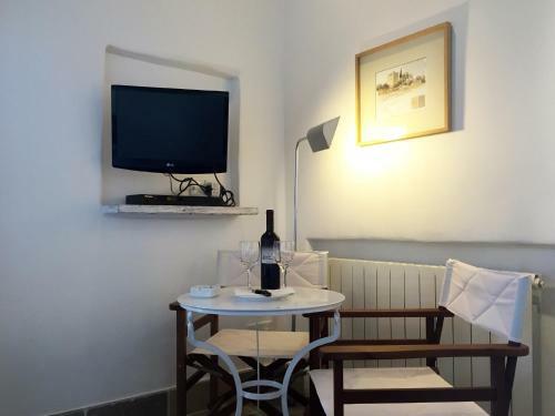 Hostal Apokryfo Traditional Guesthouse