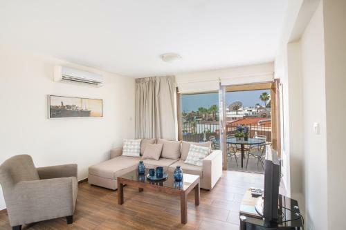 Napiana Apartments