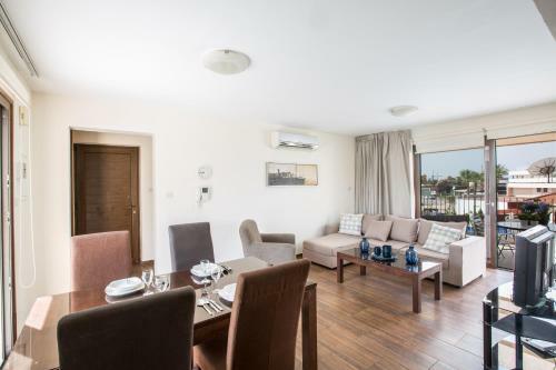 Napiana Apartments