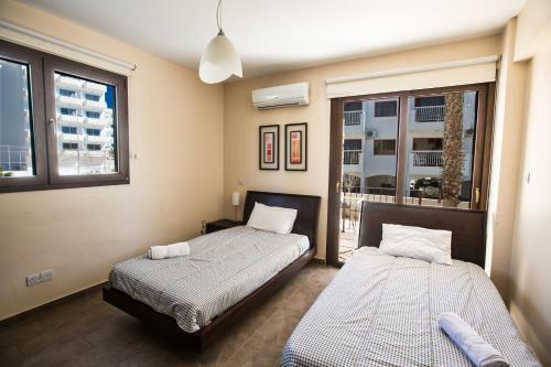 Napiana Apartments