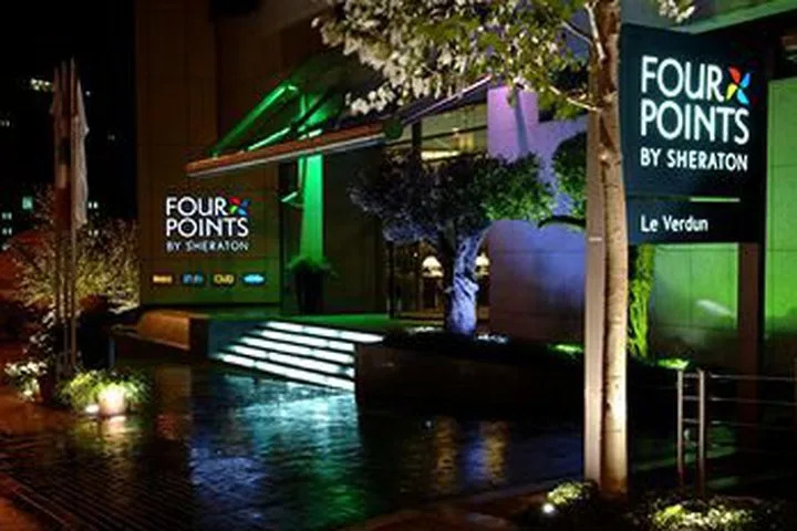 Hotel Four Points By Sheraton (clase)