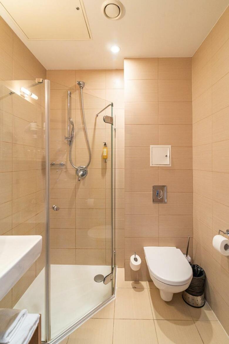 Algirdas City Hotels