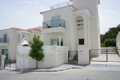 Green Bay Family's Villa