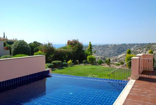 Villa Kallithea - Apr04