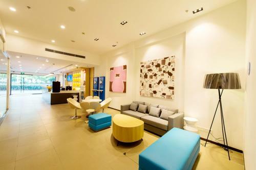 Hanting Hotel Nanjing Gulou Square
