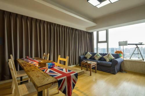 Chengdu Memory Space Apartment Taiguli Branch