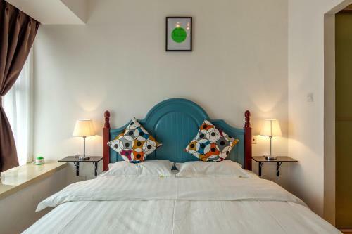 Chengdu Memory Space Apartment Taiguli Branch