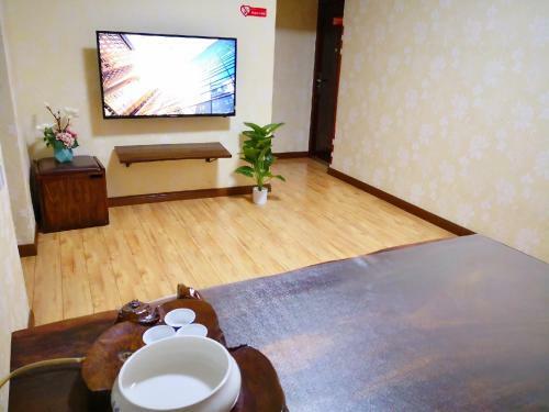 Flower Apartment - Zhengyang Pedestrian Street