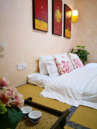 Flower Apartment - Zhengyang Pedestrian Street