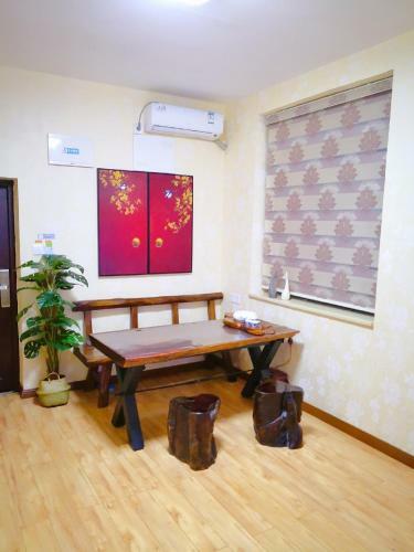 Flower Apartment - Zhengyang Pedestrian Street