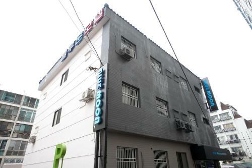 Motel Gwangan Blue Moon