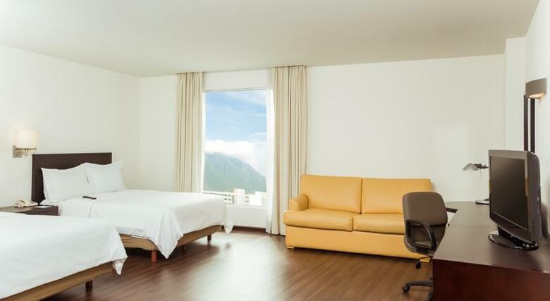 Hotel Express By Holiday Inn Tecnologico Monterrey