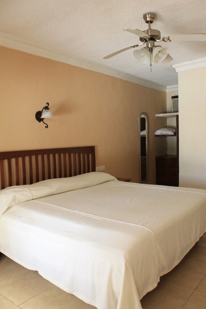 Hotel Cabanas Maria De Mar