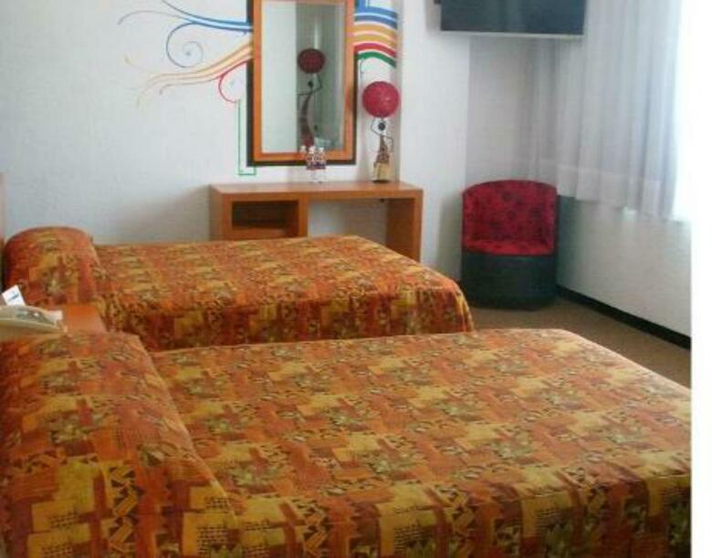 Hotel Napoles