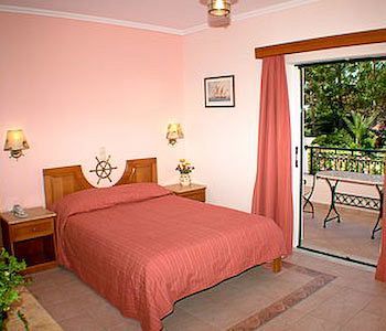 Hotel Andreolas Luxury Suites