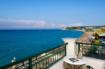Hotel Andreolas Luxury Suites
