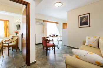 Hotel Andreolas Luxury Suites