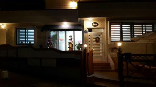 Hostal Yours Guesthouse In Tongyeong