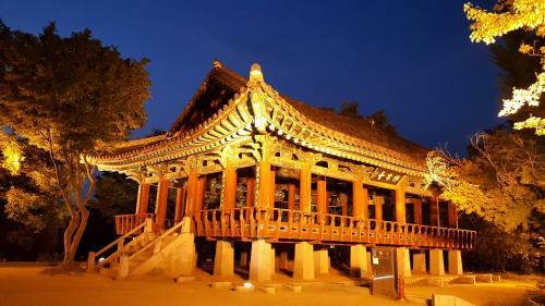 Hostal Hanok Village Gguldanji