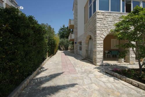 Apartments By The Sea Novalja (Pag) - 6317