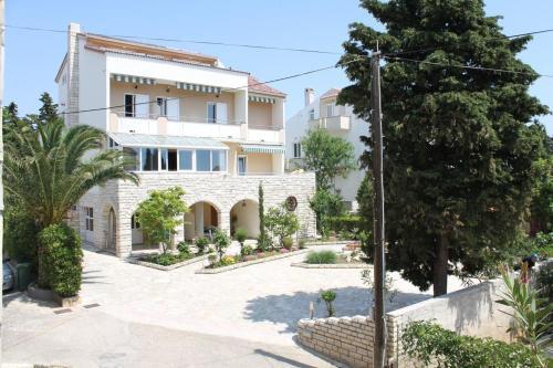 Apartments By The Sea Novalja (Pag) - 6317
