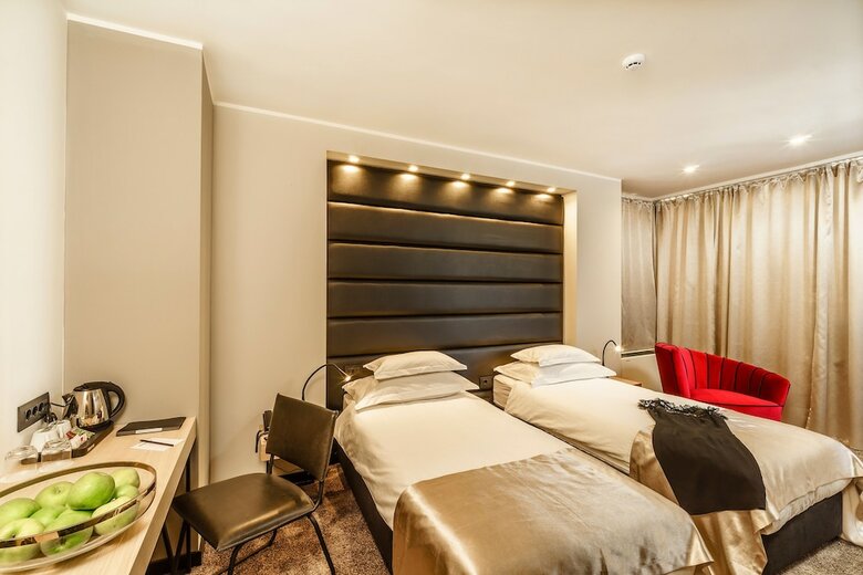 Hostal The View Luxury Rooms