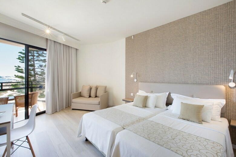 Afroditi Venus Beach Hotel & Spa