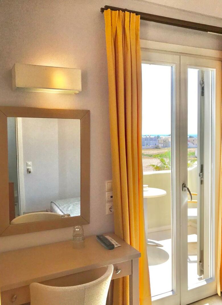 Thera Mare Boutique Hotel