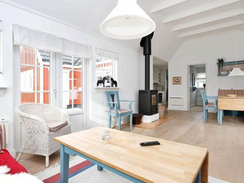 Two-bedroom Holiday Home In Vejby 5