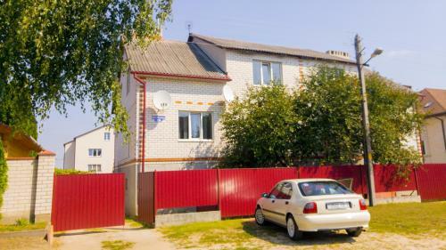 Hostal Vladimir Guest House