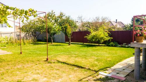 Hostal Vladimir Guest House