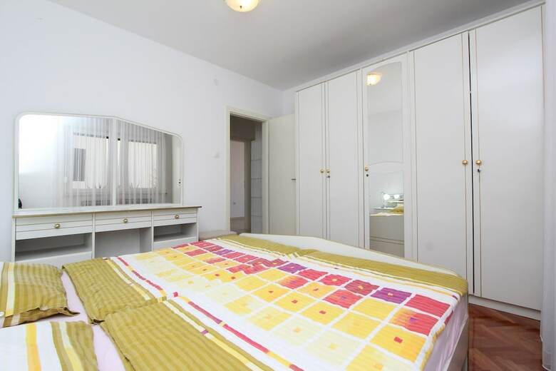 Rooms And Apartments Bella Vista