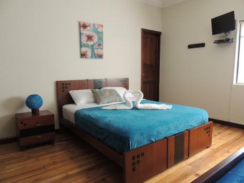Blue Bird Bed And Breakfast
