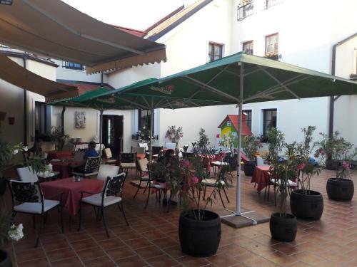 Hostal Hotel Sebastian U Hoffera