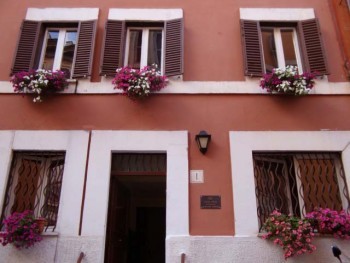 Bed & Breakfast Monti House